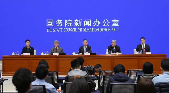 國務院：加大清理拖欠民營企業賬款力度、完善長效機制、防止邊清邊欠！